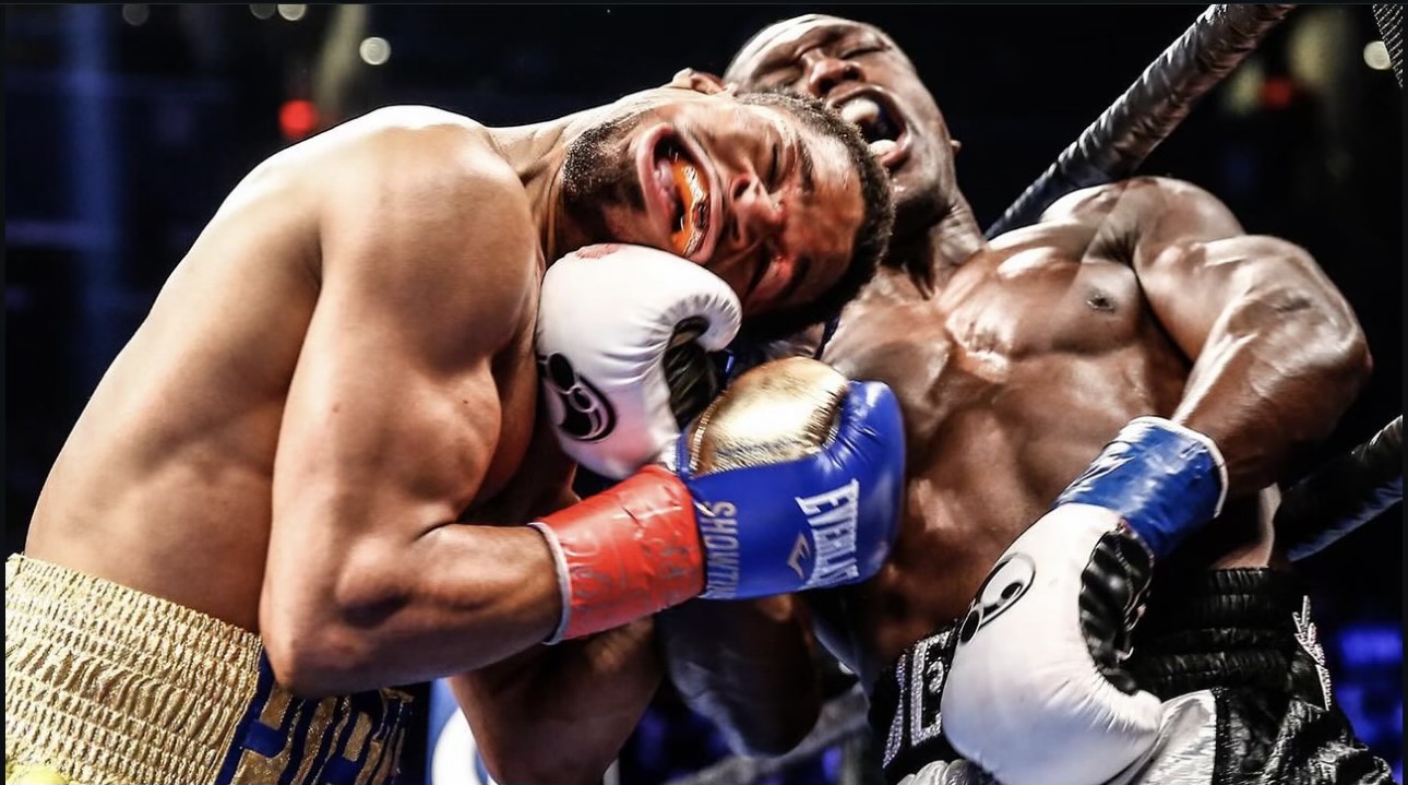 Andre Berto landing a punch